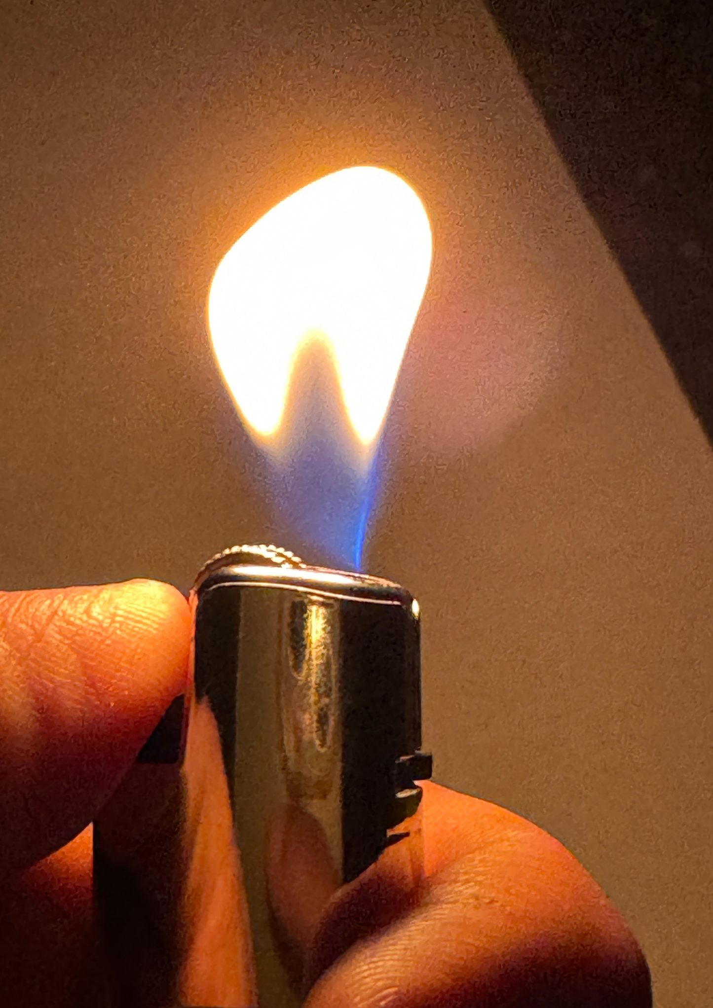 Silver & Golden Flint Wheel Lighter – Premium Stylish Refillable Metal Lighter